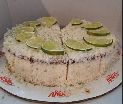 Pastel de Limon Coco y Queso Entero