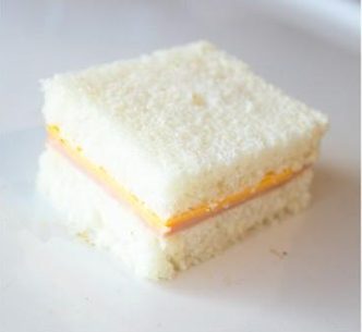 Mini Sandwich de Jamon y Queso